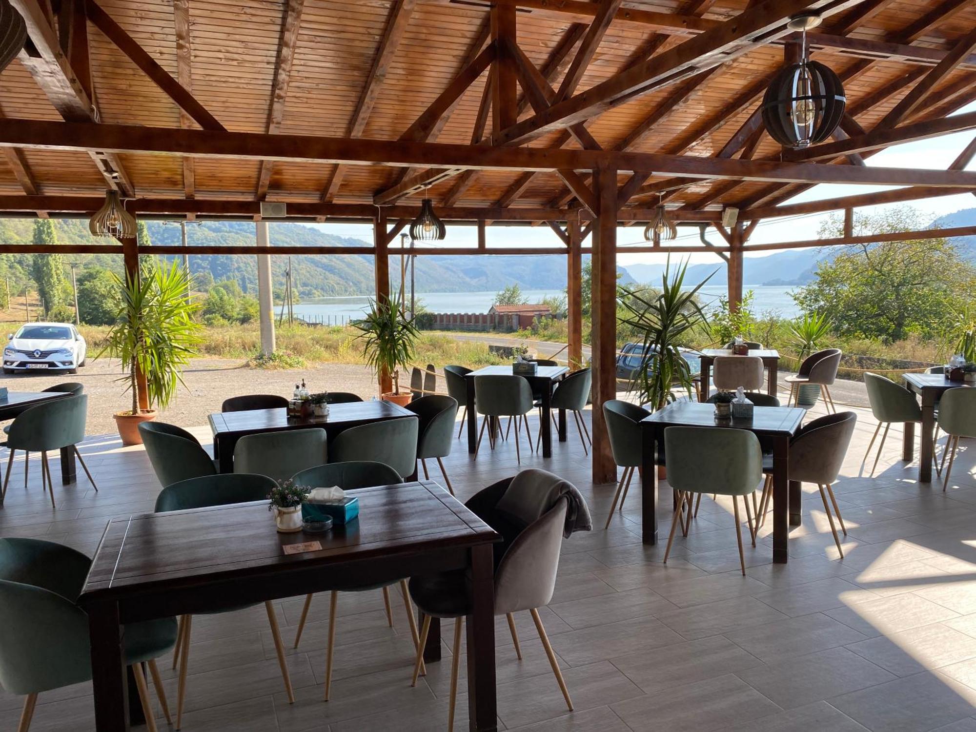 Clisura Dunarii - Pensiunea Casa Creta Liborajdea Экстерьер фото